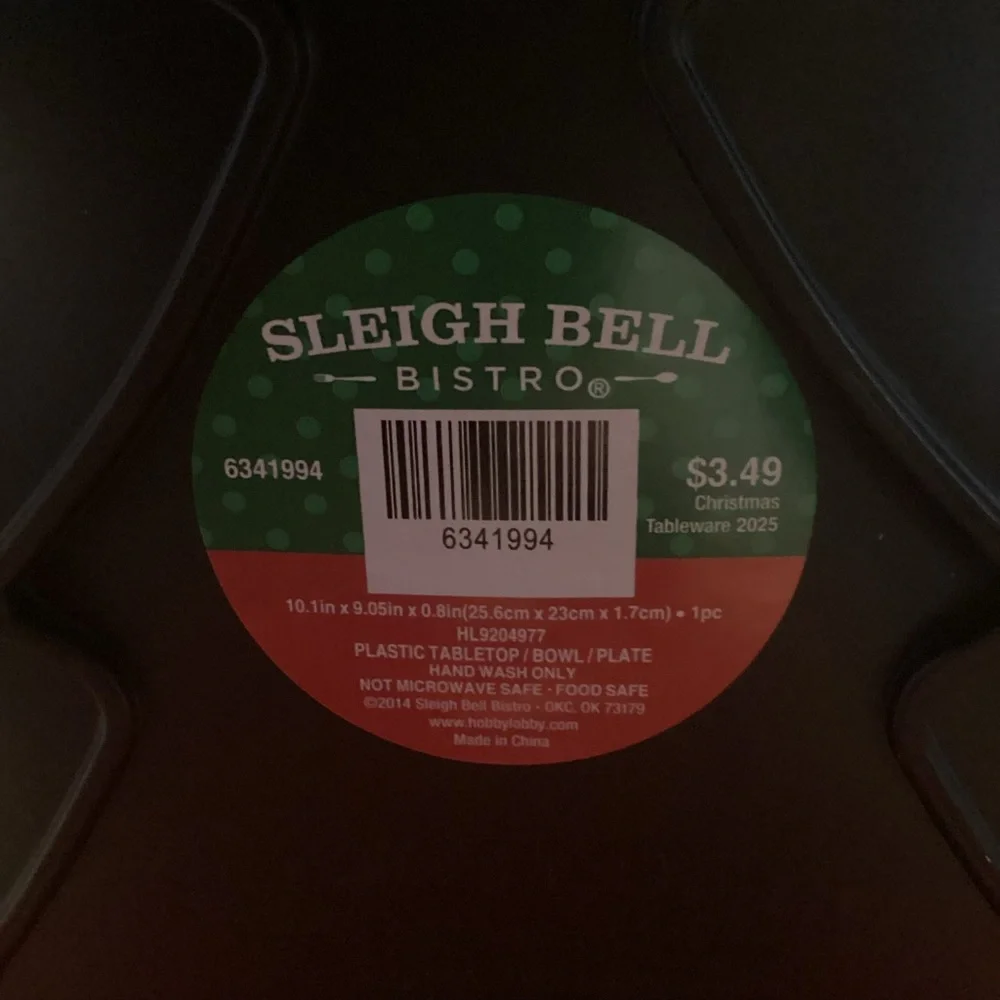 Sleigh Bell Bistro Set of 4 Serving Plates in Green - tree shape
